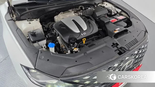 Hyundai The New Grandeur IG id 3698263 из Кореи 16