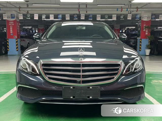 Mercedes-Benz E-class id 3901936 из Китая 23