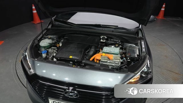 Hyundai Ionic Hybrid id 4882728 из Кореи 26