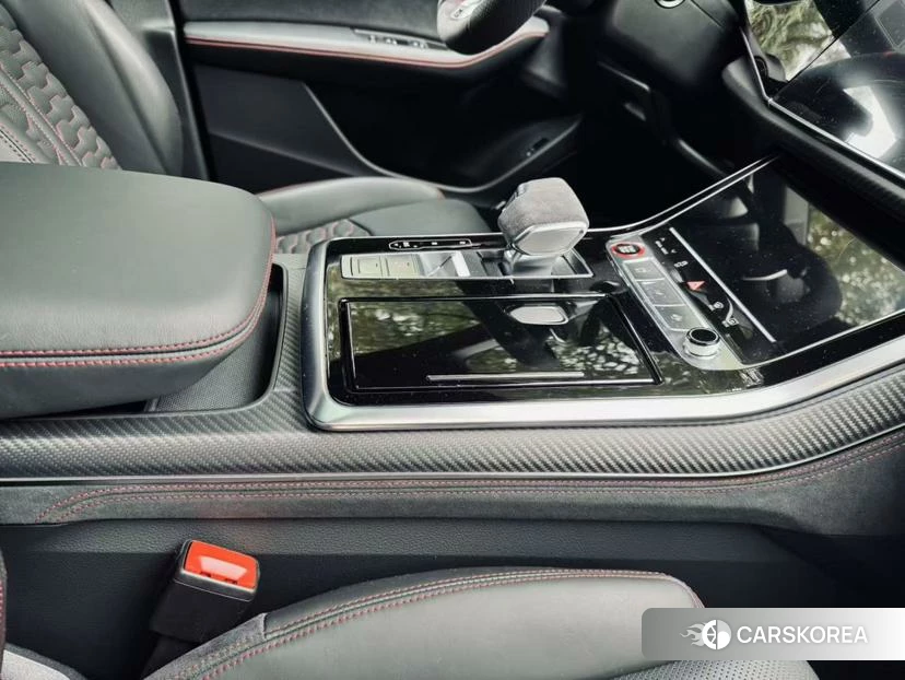 Audi RS Q8 id 4498498 из Китая 10