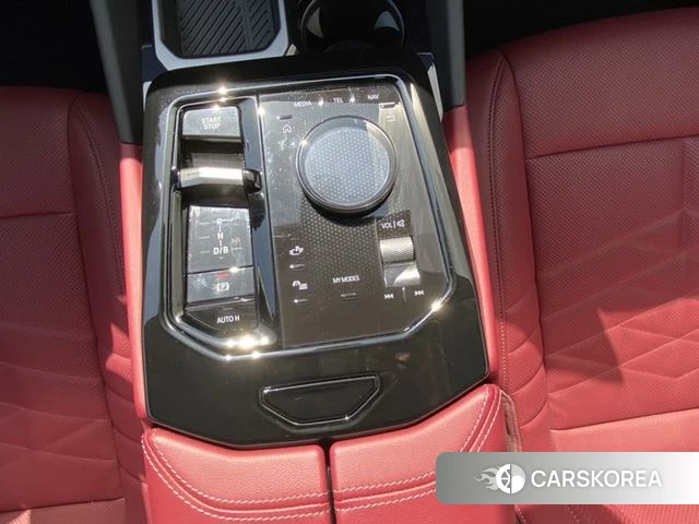 BMW i5 2025 Белый из Китая, фото 6