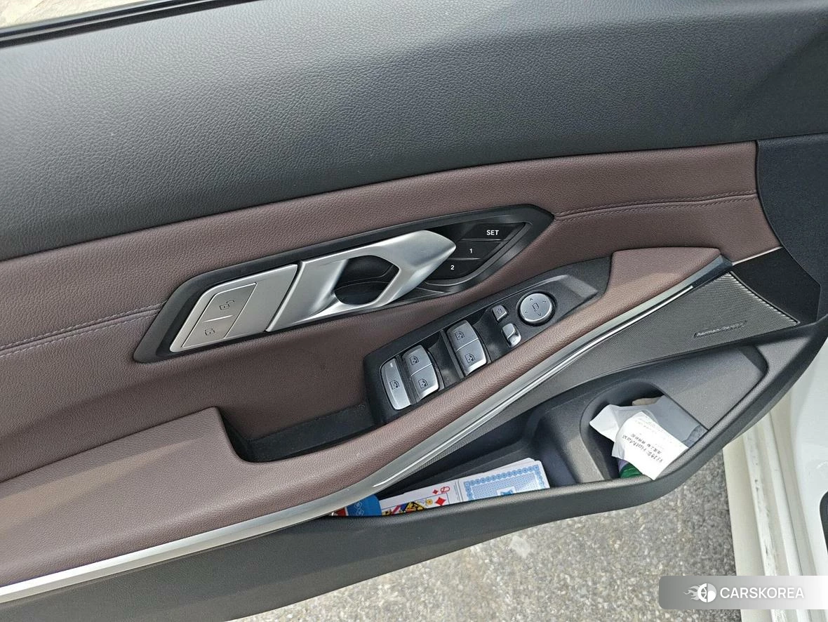BMW 3 series id 4440729 из Китая 17