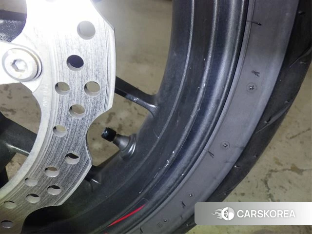 Проданный Honda CBR400R id 4006073 из Японии, фото 20