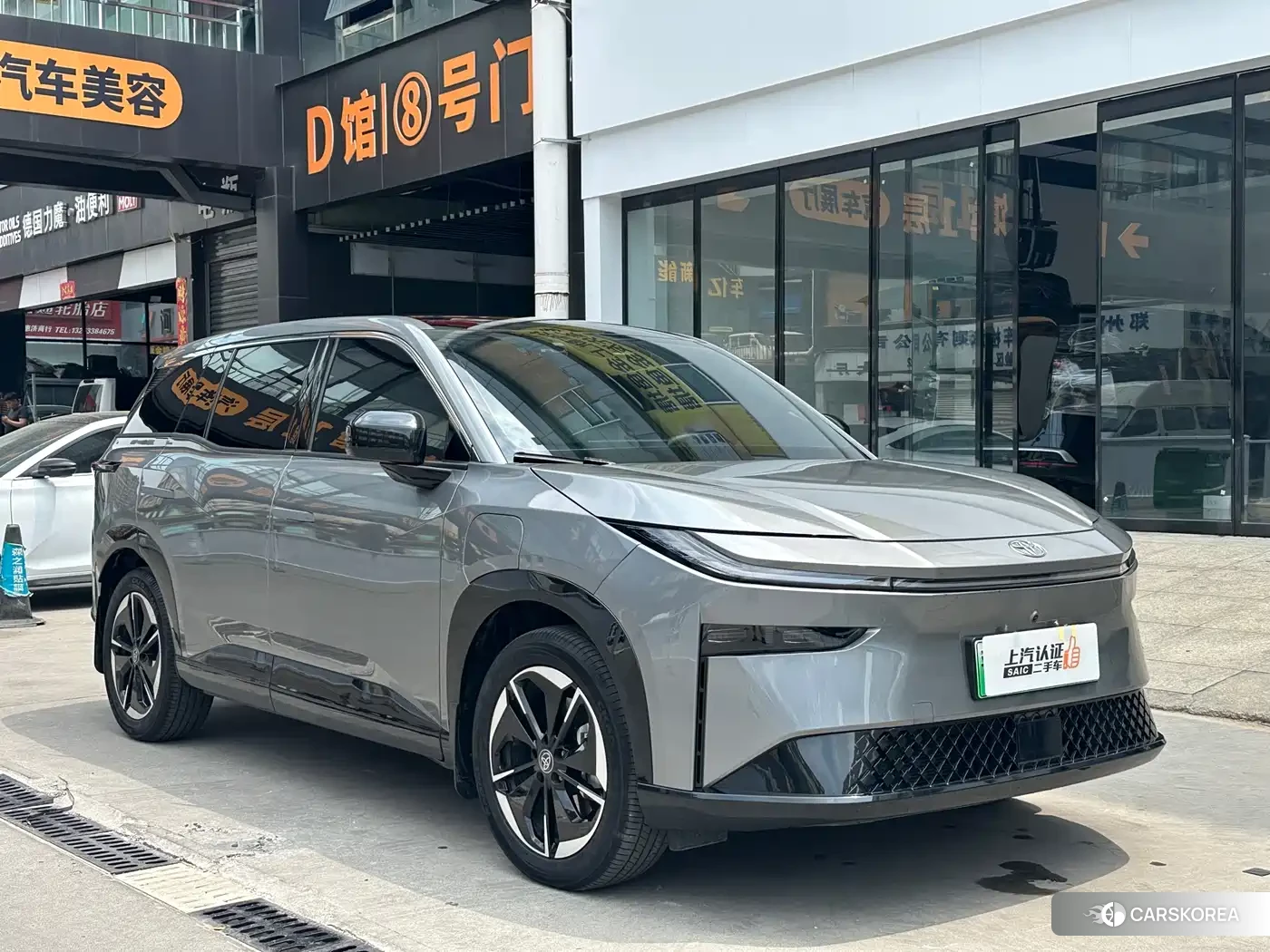 Toyota bZ3X 2025 Silver/gray из Китая, фото 6