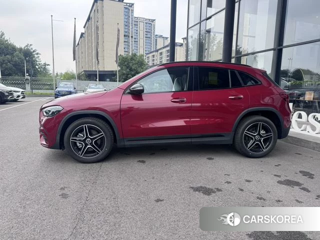 Mercedes-Benz GLA 2026 Красный из Китая, фото 6