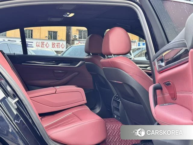 BMW 5 series id 4256149 из Китая 19