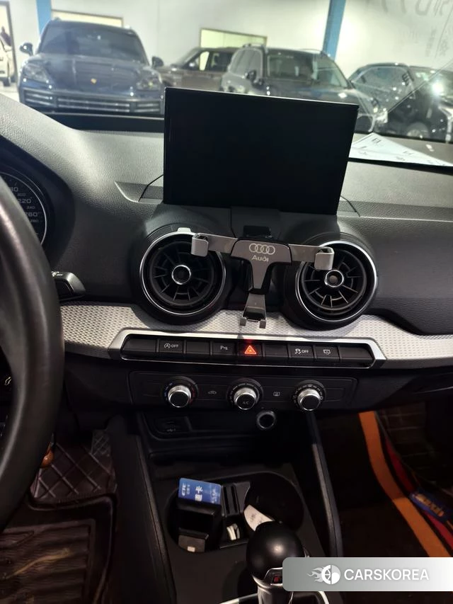 Audi Q2L id 4307047 из Китая 10