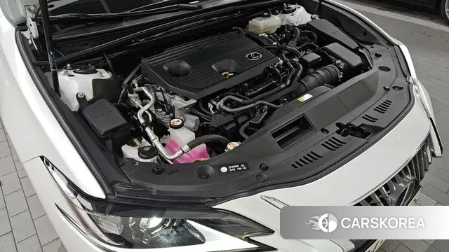 Lexus ES300h 7th generation id 3241534 из Кореи 16