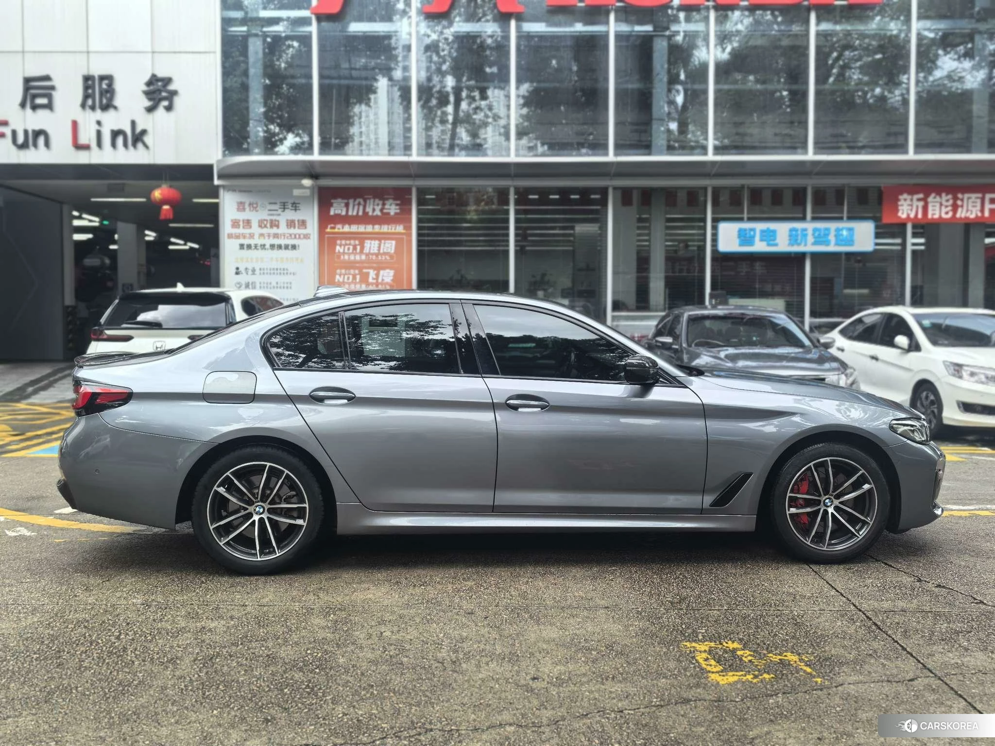 BMW 5 series (imported) id 4461808 из Китая 13