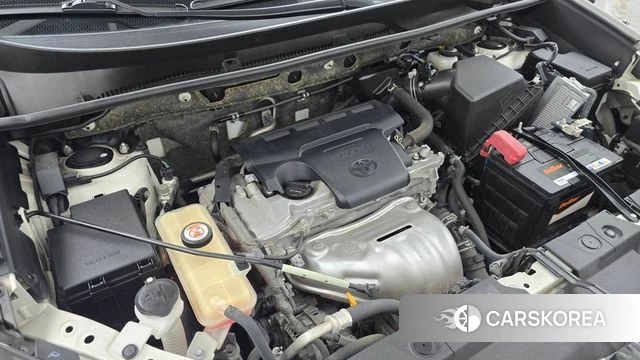 Toyota RAV4 id 4689343 из Кореи 16