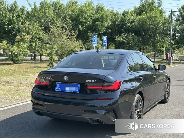 BMW 3 series 2022 Черный из Китая, фото 6