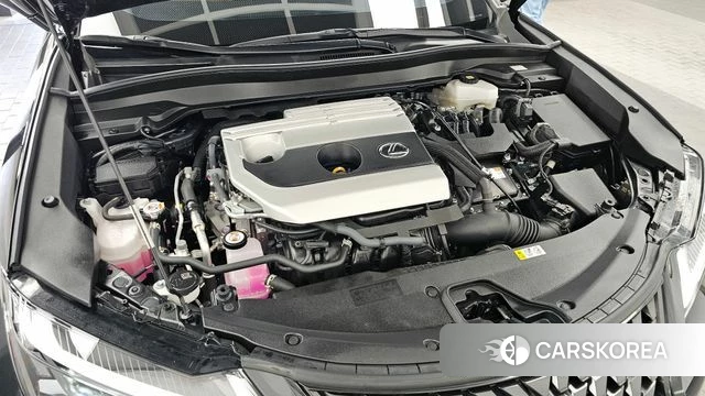 Lexus UX250h id 4308681 из Кореи 31