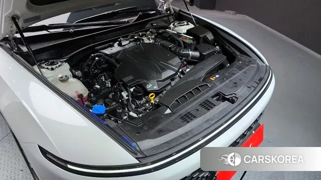 Hyundai Grandeur (GN7) id 2889343 из Кореи 16