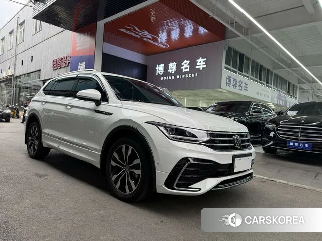 Volkswagen Tiguan L id 4271184 из Китая 19