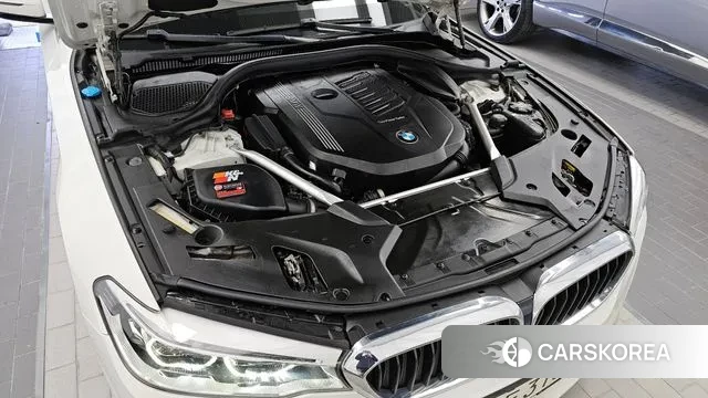 BMW 5 Series (G30) id 3396226 из Кореи 16