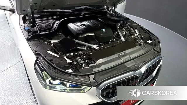 BMW 5 Series (G60) id 3415246 из Кореи 16