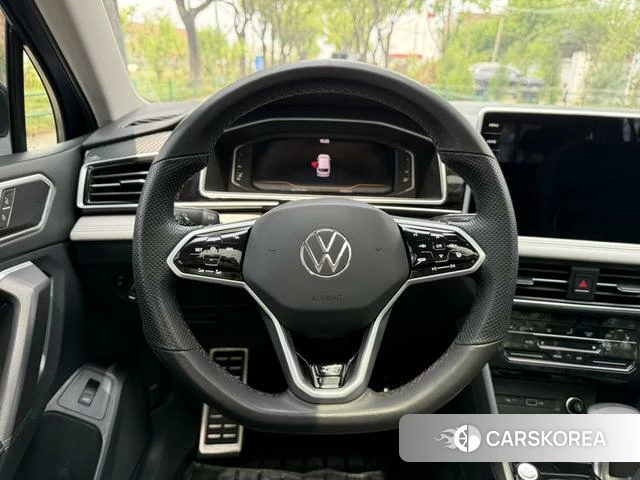 Volkswagen Tiguan L id 4263192 из Китая 12