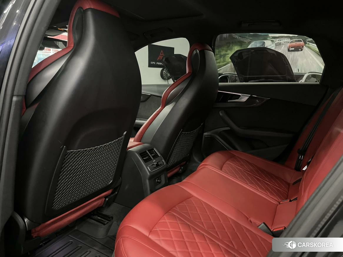 Audi S4 id 4455460 из Китая 11