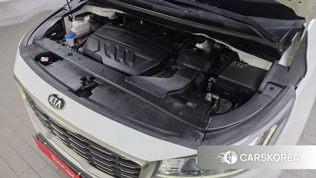 Kia The New Carnival id 3562697 из Кореи 16