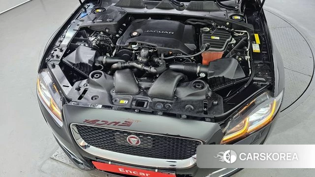 Jaguar All New XJ id 3873651 из Кореи 16