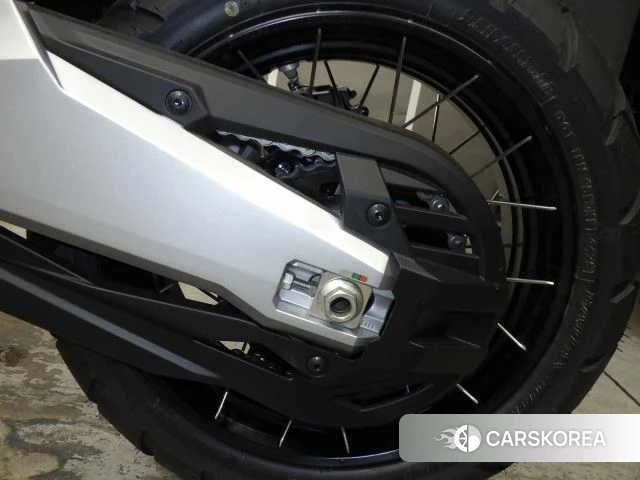 Honda X-ADV 750 id 4184216 из Японии 30