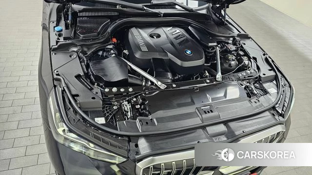 BMW 5 Series (G60) id 4177419 из Кореи 16