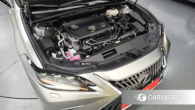 Lexus ES300h 7th generation id 3359592 из Кореи 16