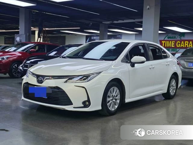Toyota Corolla id 4273695 из Китая 8