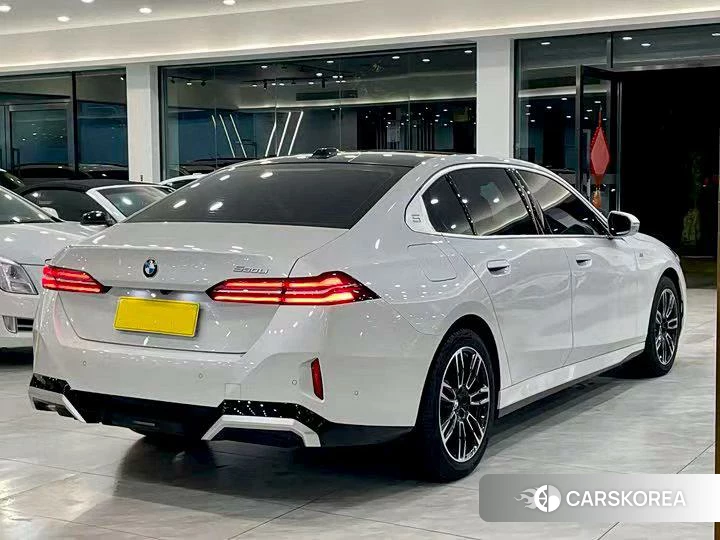 BMW 5 series id 4420388 из Китая 11