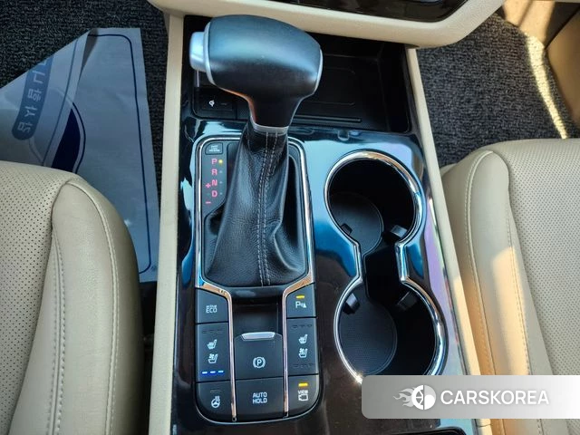 Kia The New Carnival id 4943943 из Кореи 14