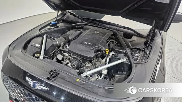 Genesis G90 id 3672436 из Кореи 16