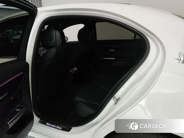 Mercedes-Benz Class C 2024 Белый из Китая, фото 6