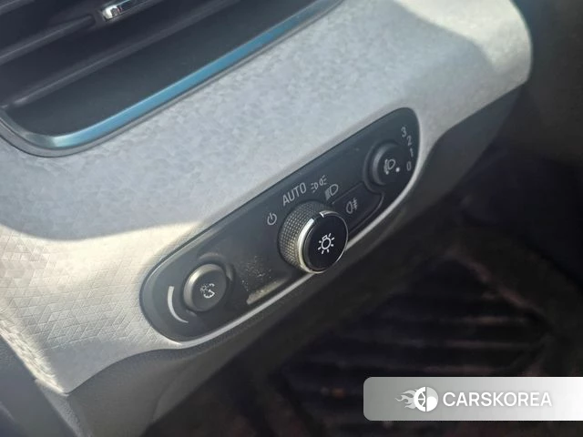 Chevrolet (GM Daewoo) Bolt EV 2018 Небесно-голубой из Кореи, фото 6