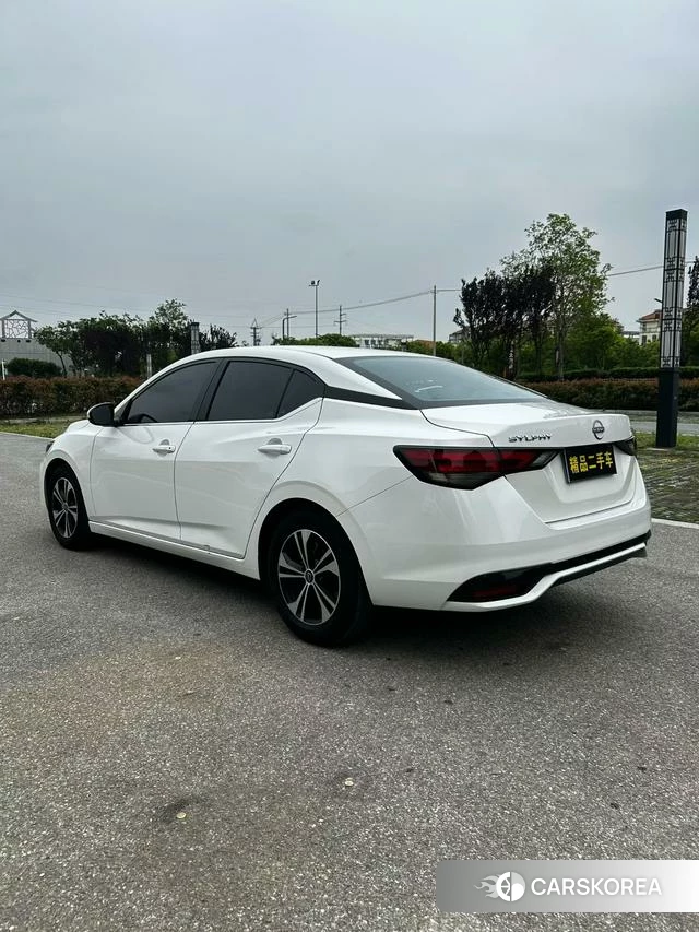 Nissan Xuan Yi 2024 Белый из Китая, фото 6