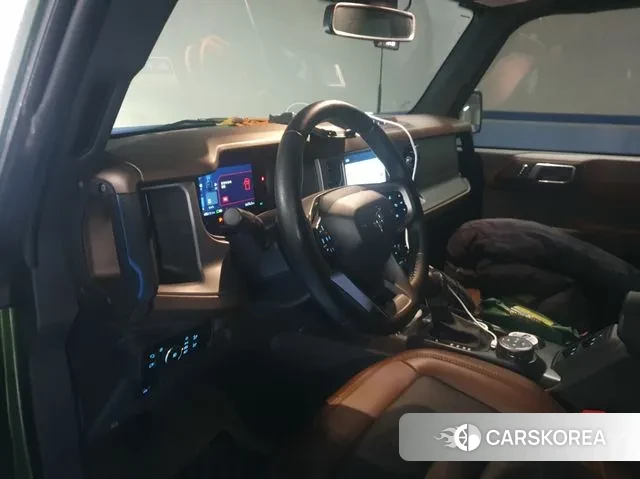 Ford Bronco 6th Generation 2023 Светло-зеленый из Кореи, фото 6