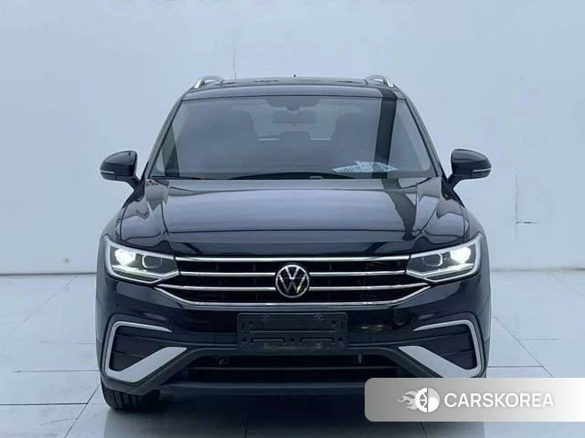 Volkswagen Tiguan L 2023 Черный из Китая, фото 6