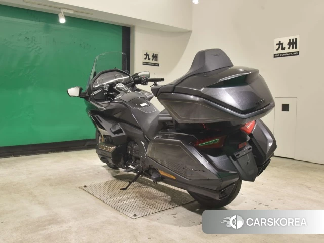 Honda GL1800 TOUR id 4341402 из Японии 6
