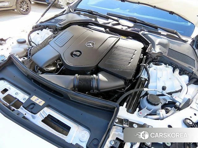 Mercedes-Benz C-Class W206 2023 Белый из Кореи, фото 6
