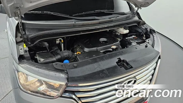 Hyundai The New Grand Starex id 2755375 из Кореи 16