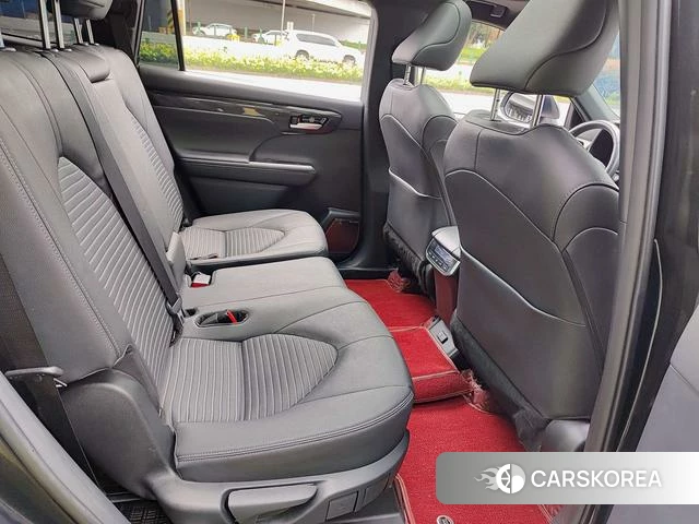 Toyota Crown Lufang 2023 Черный из Китая, фото 6