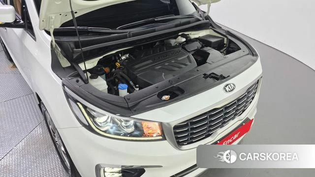Kia The New Carnival id 4652197 из Кореи 28