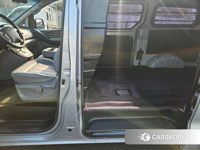 Hyundai The New Grand Starex id 4511686 из Кореи 9
