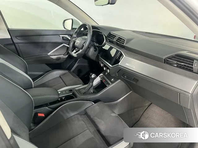 Audi Q3 id 4259315 из Китая 16