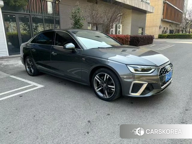 Audi A4L 2021 Темно-серый из Китая, фото 6
