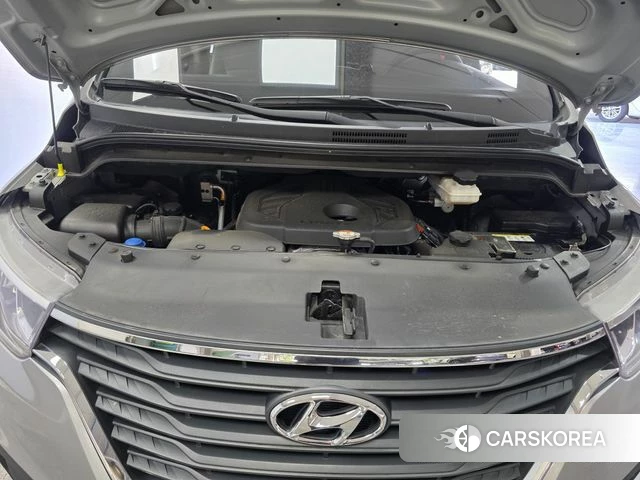 Hyundai The New Grand Starex id 4712659 из Кореи 14