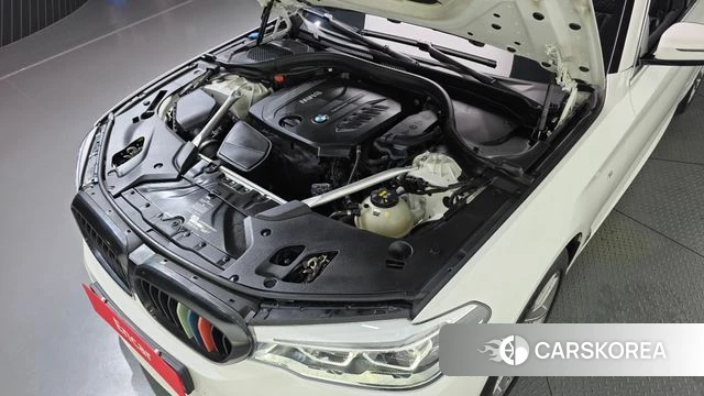 BMW 5 Series (G30) id 4742181 из Кореи 33