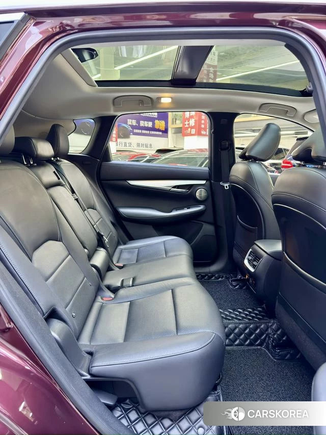 Infiniti QX50 id 4219999 из Китая 10
