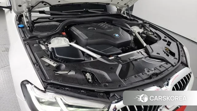 BMW 5 Series (G30) id 3154088 из Кореи 16