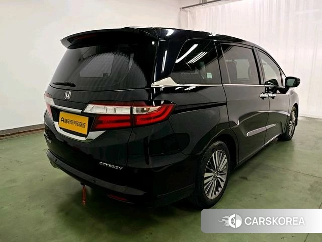 Honda Odyssey id 4219831 из Китая 16