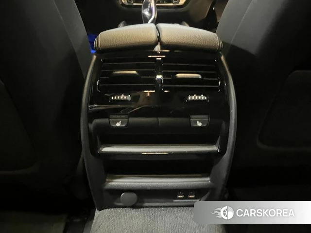 BMW 5 Series (G30) id 3787250 из Кореи 9